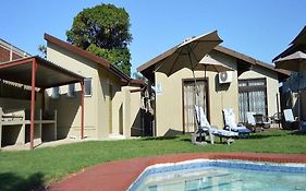 Iqhayiya Guest House